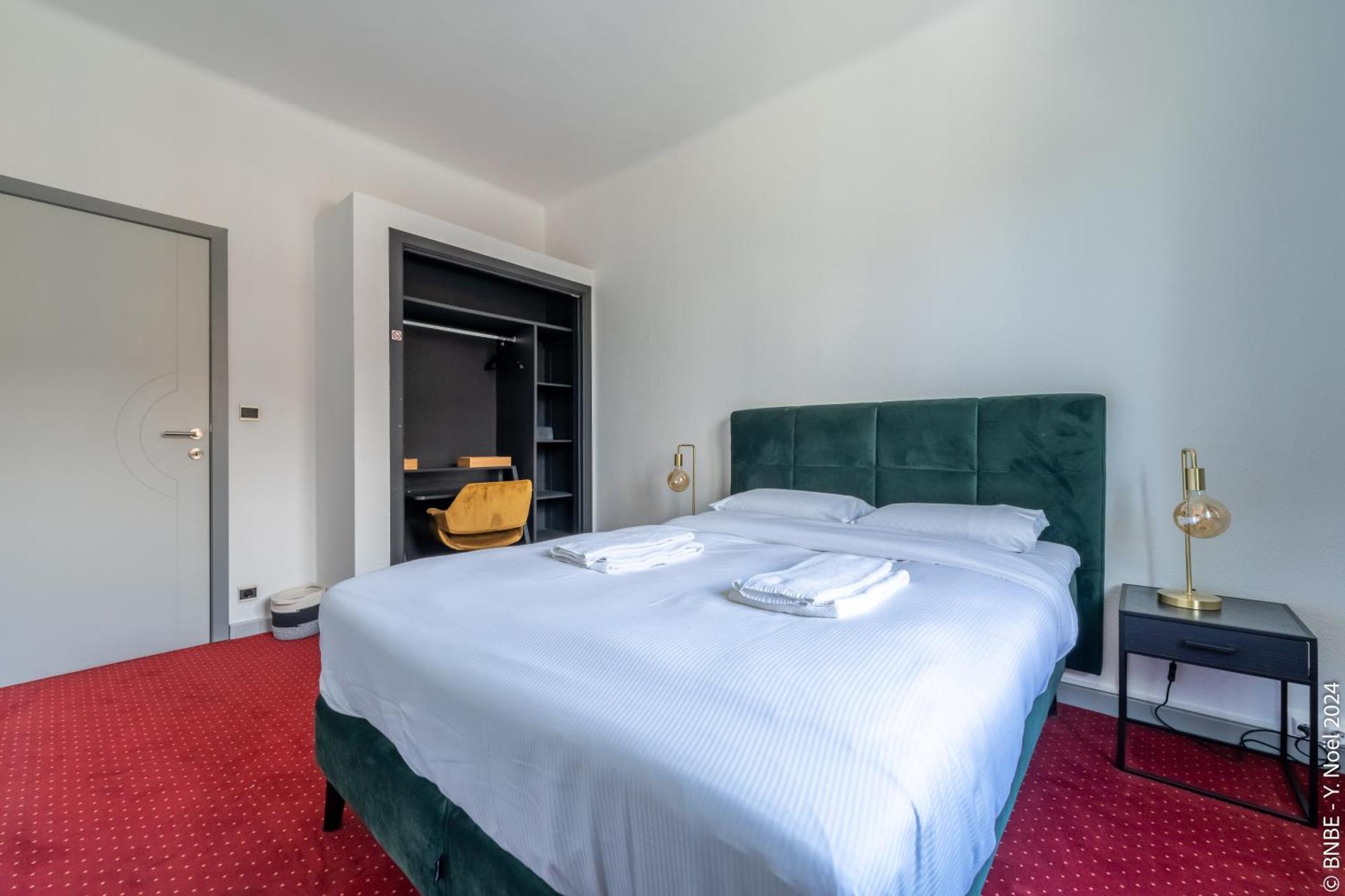 Villa La Louve - Big Place & Garden - Parking Gratuit Brussel