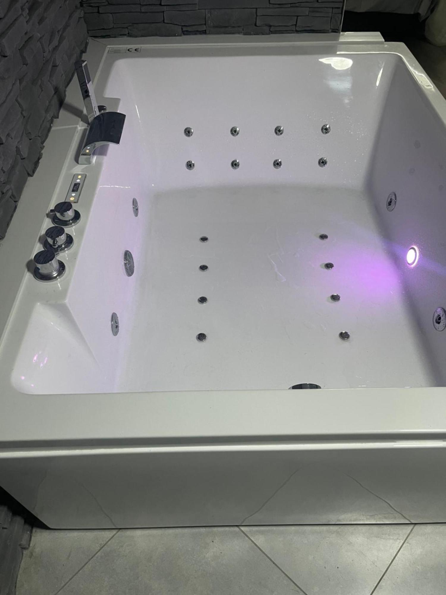 Appartamento Jungle Romantic - Private Jacuzzi - *