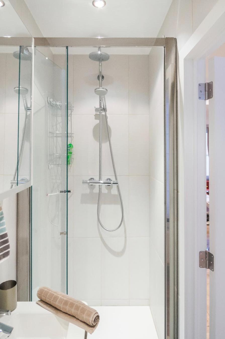 - Steps Grand Place - Local Vibrant Neighbourhood Apartment