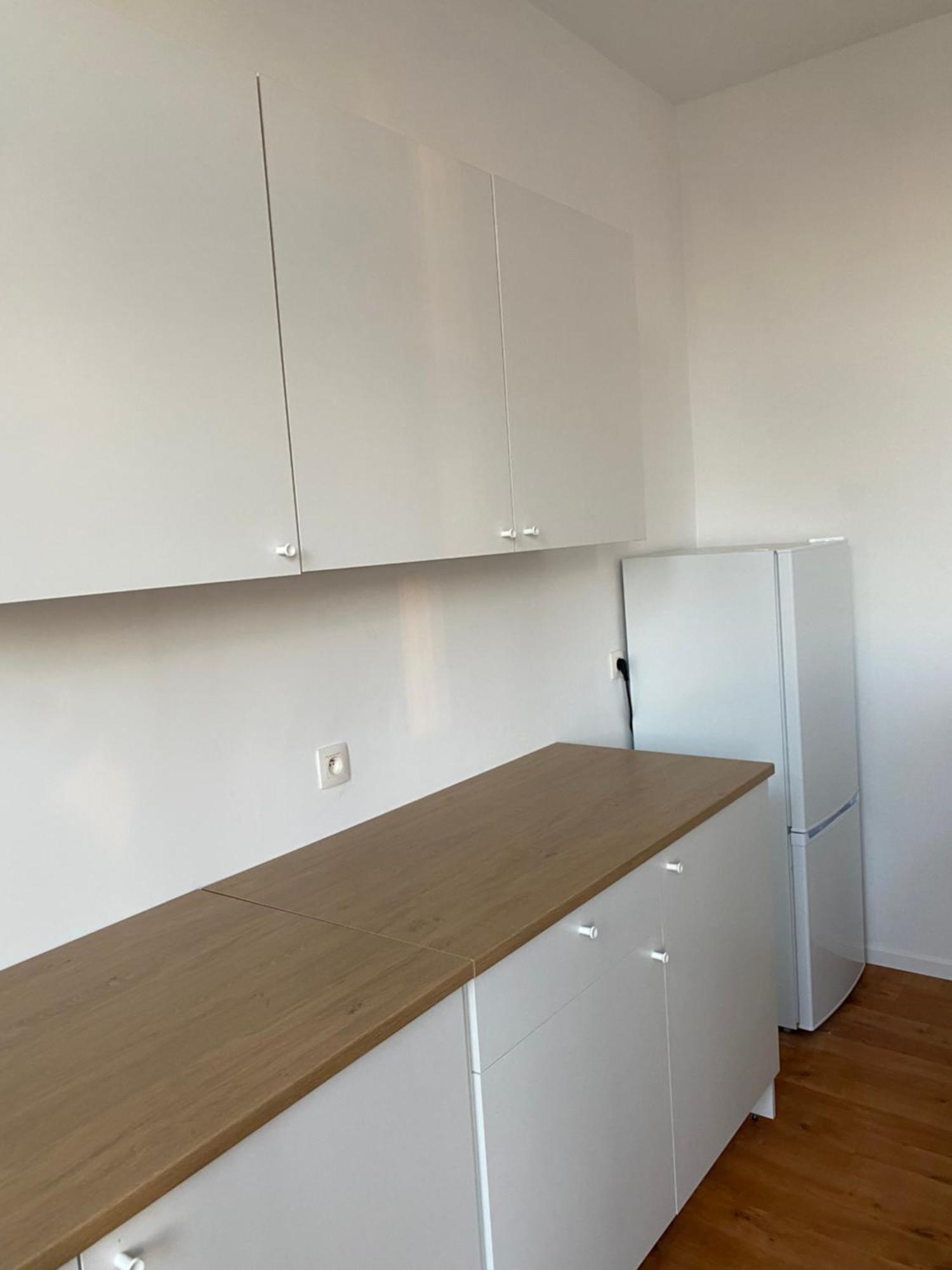 Apartment Fly House