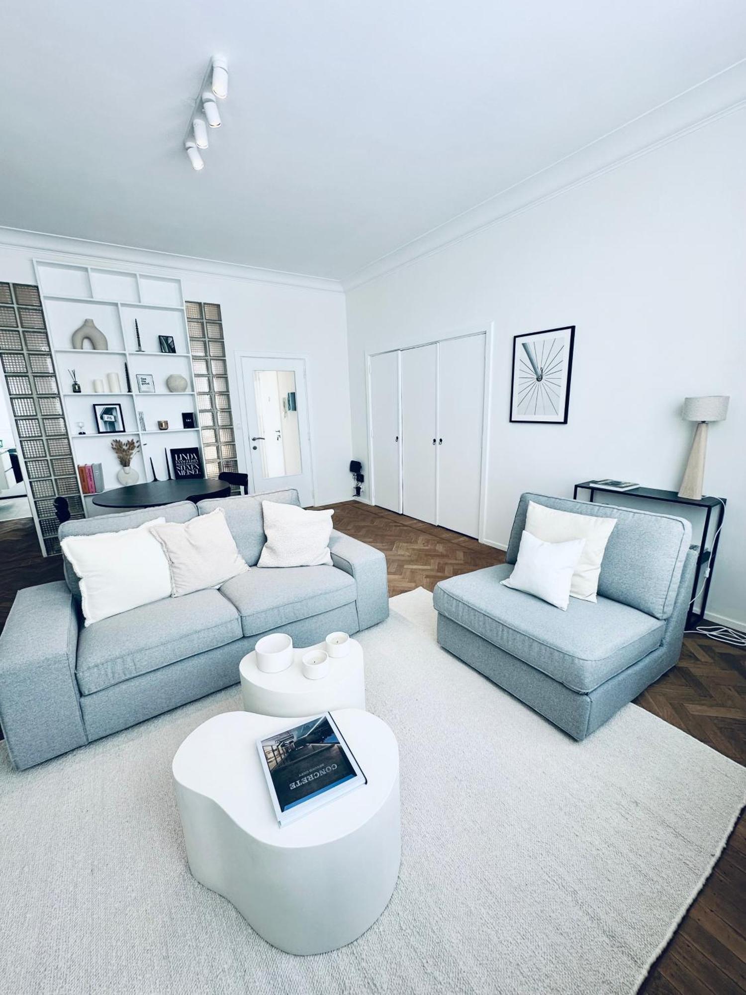 Apartment Superbe - Quartier Louise ! *