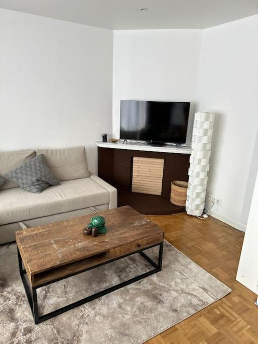 Cosy Et Moderne Brussels