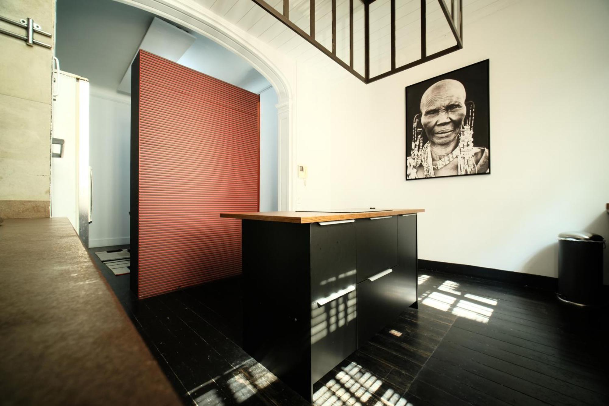 Prestige - Uptown Apartment
