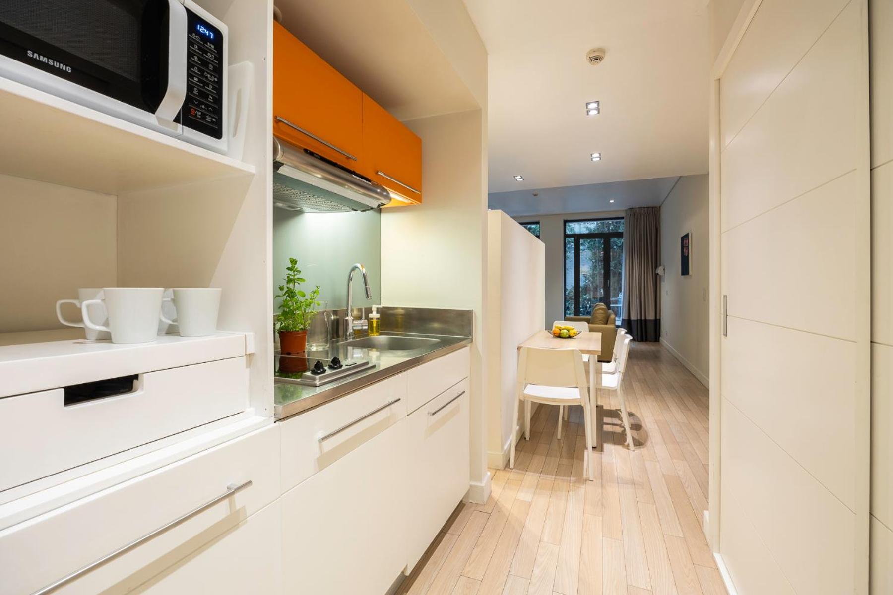 Aparthotel B-aparthotel Grand Place 4*