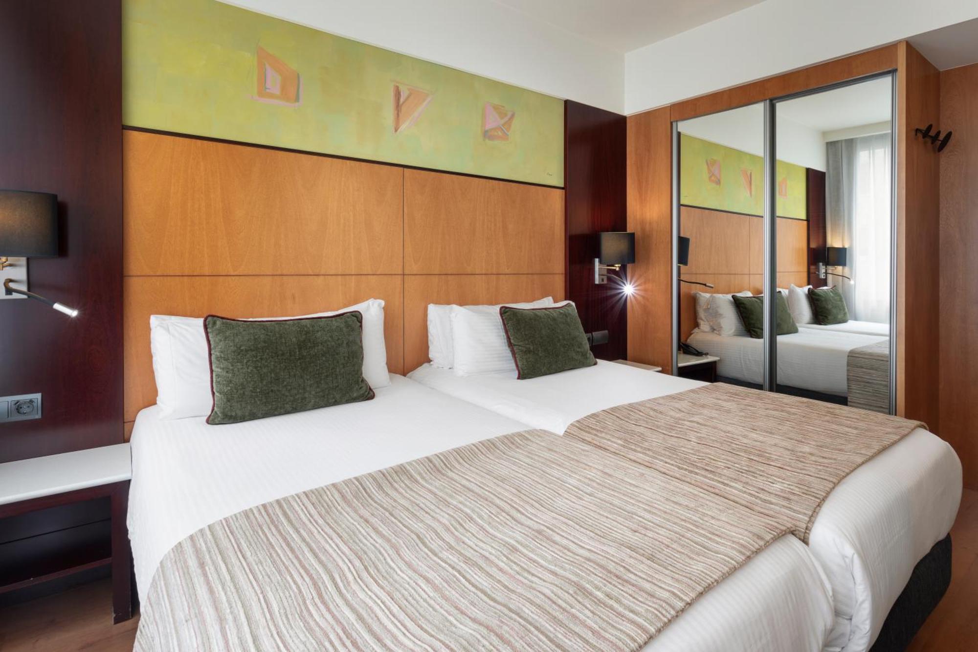 Catalonia Hotel