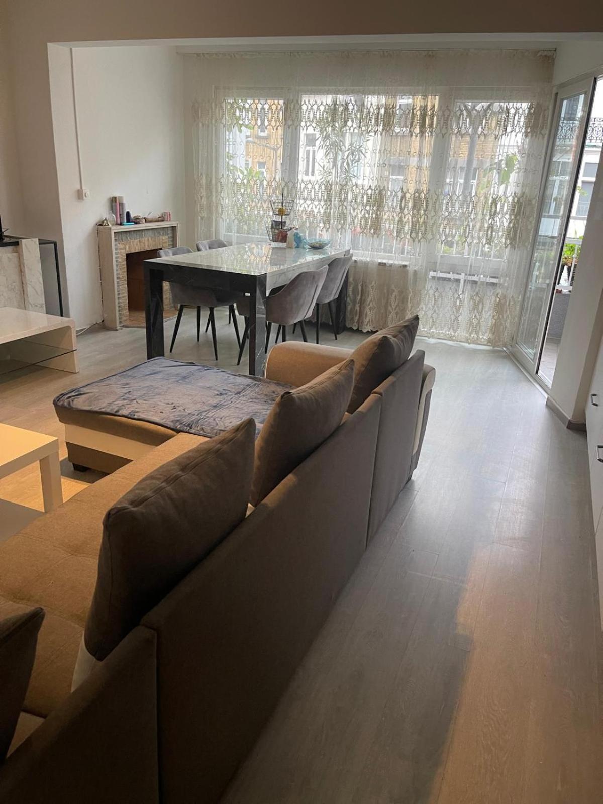 Apartchazal