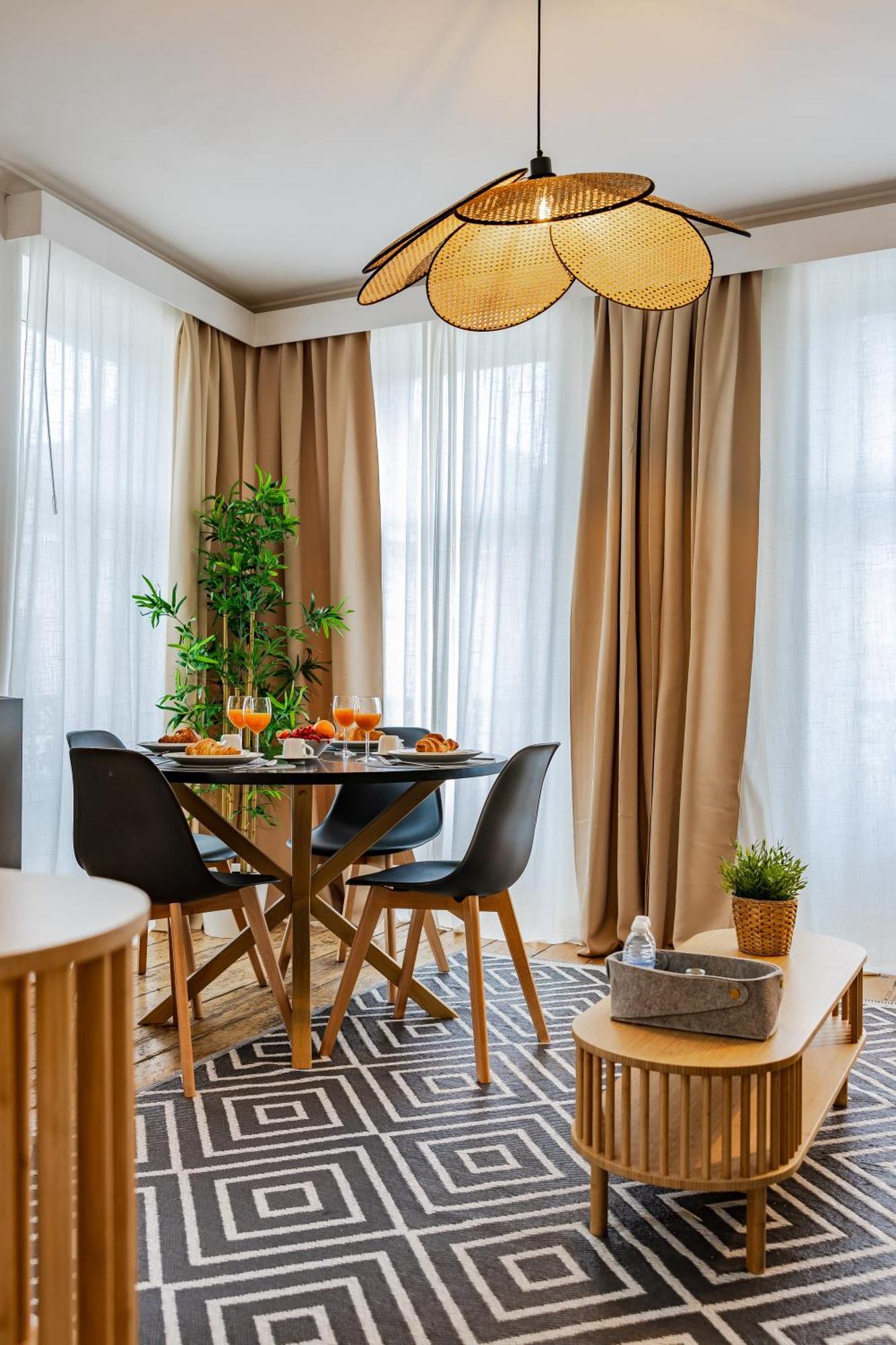Modern Flat Near Grand Place