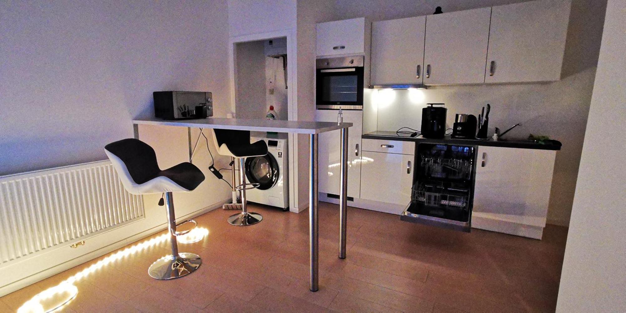 Appartement Entire Modern With Terrace - North Station Bruxelles