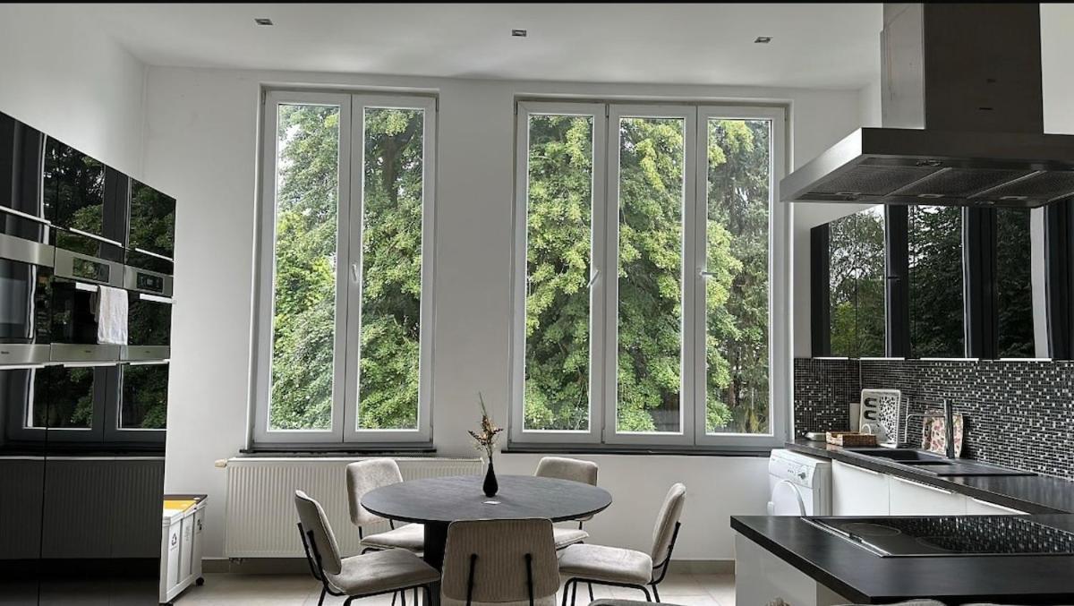 Cozy And Luxurious In Brussels, Laeken Lejlighed