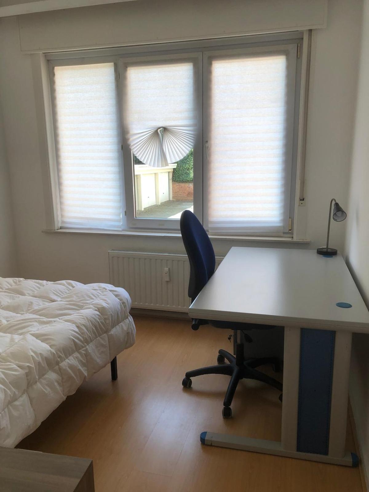 Appartement, Deux Au Pied Du Metro Montgomery