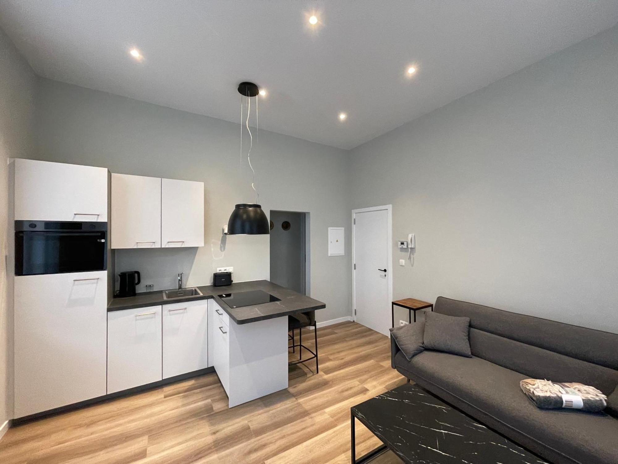 Midi Station 2 Appartement *