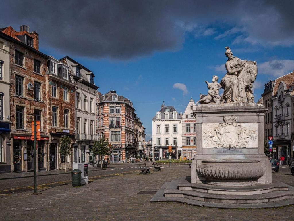 Superbe Au Coeur Du Sablon * Brüssel