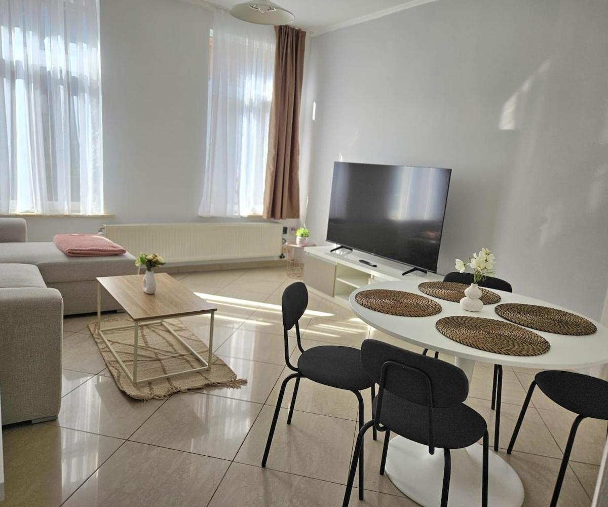 Proche Du Centre De Bruxelles Appartement 5 Personnes Apartment Brussels