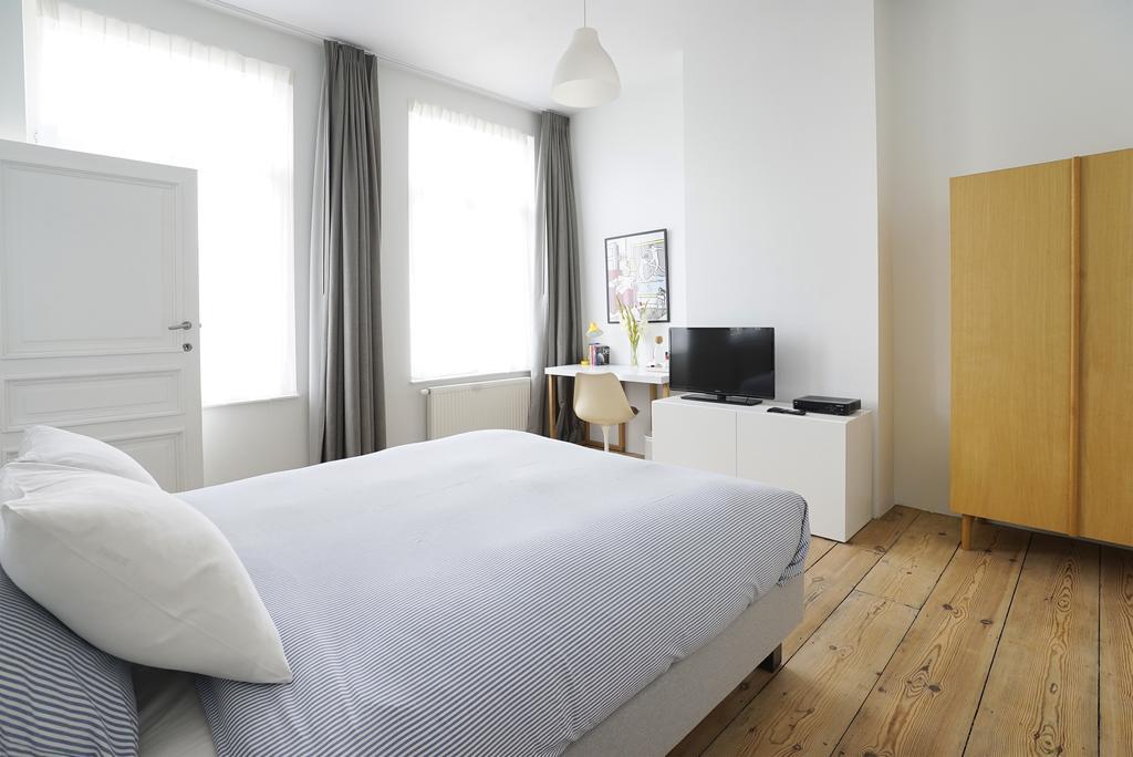 Bed & Breakfast & The City