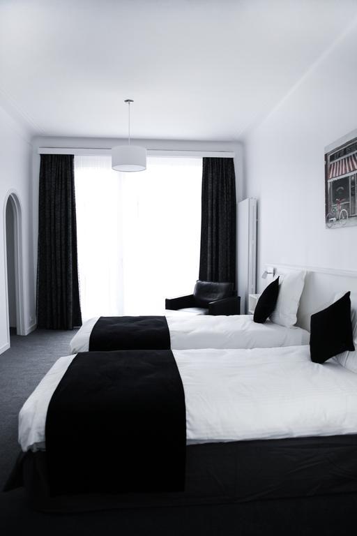 Satellite Hotel