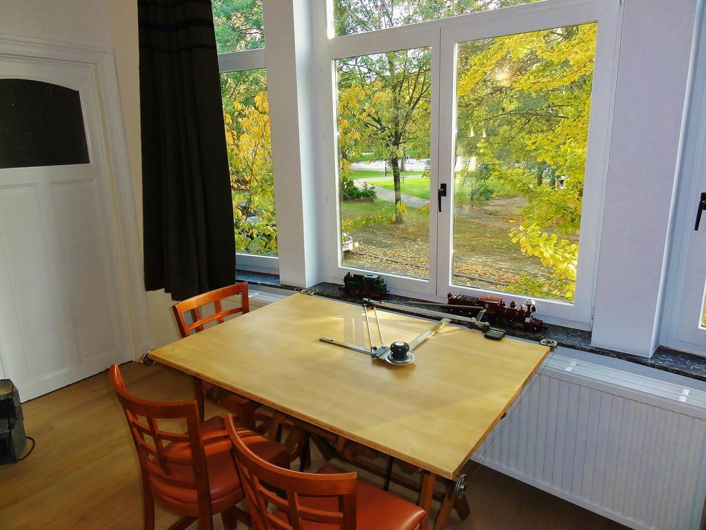 Train Flat Apartment Brüssel