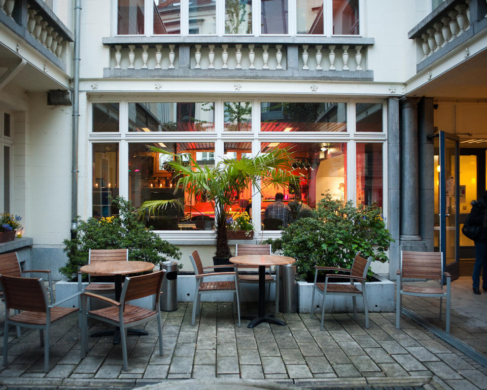 Hi Jacques Brel Bruxelles