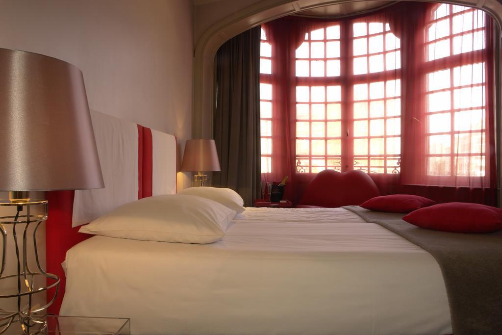 Hotel Monty Small Design