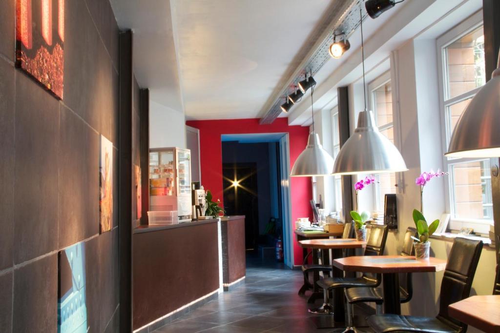 Bxlroom 2*
