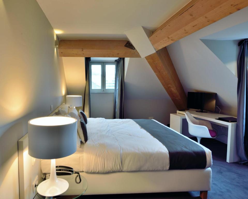 Retro 3* Bruxelles