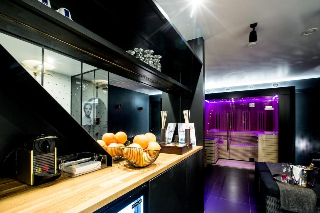 Avec Jacuzzi Sauna Privatif Appartement Brussel