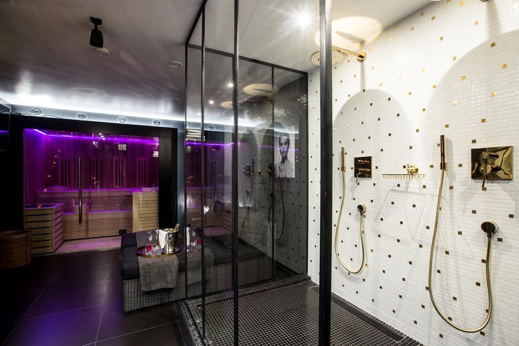 Appartement Avec Jacuzzi Sauna Privatif *