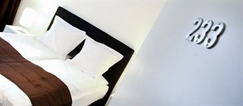 Hotel Theater 2*