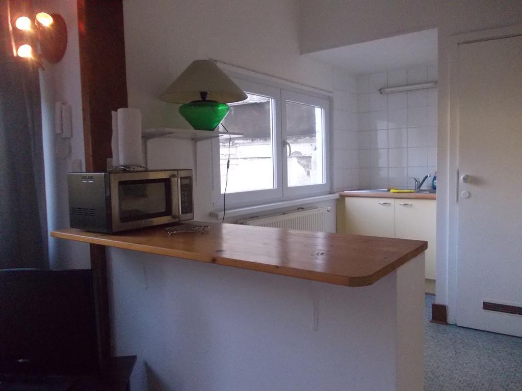 Apartment Trone *