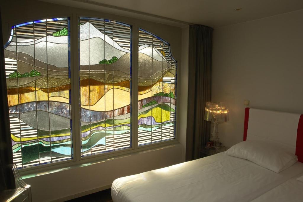 Hotel Monty Small Design