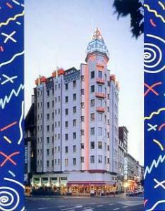 The Hoxton, Hotel