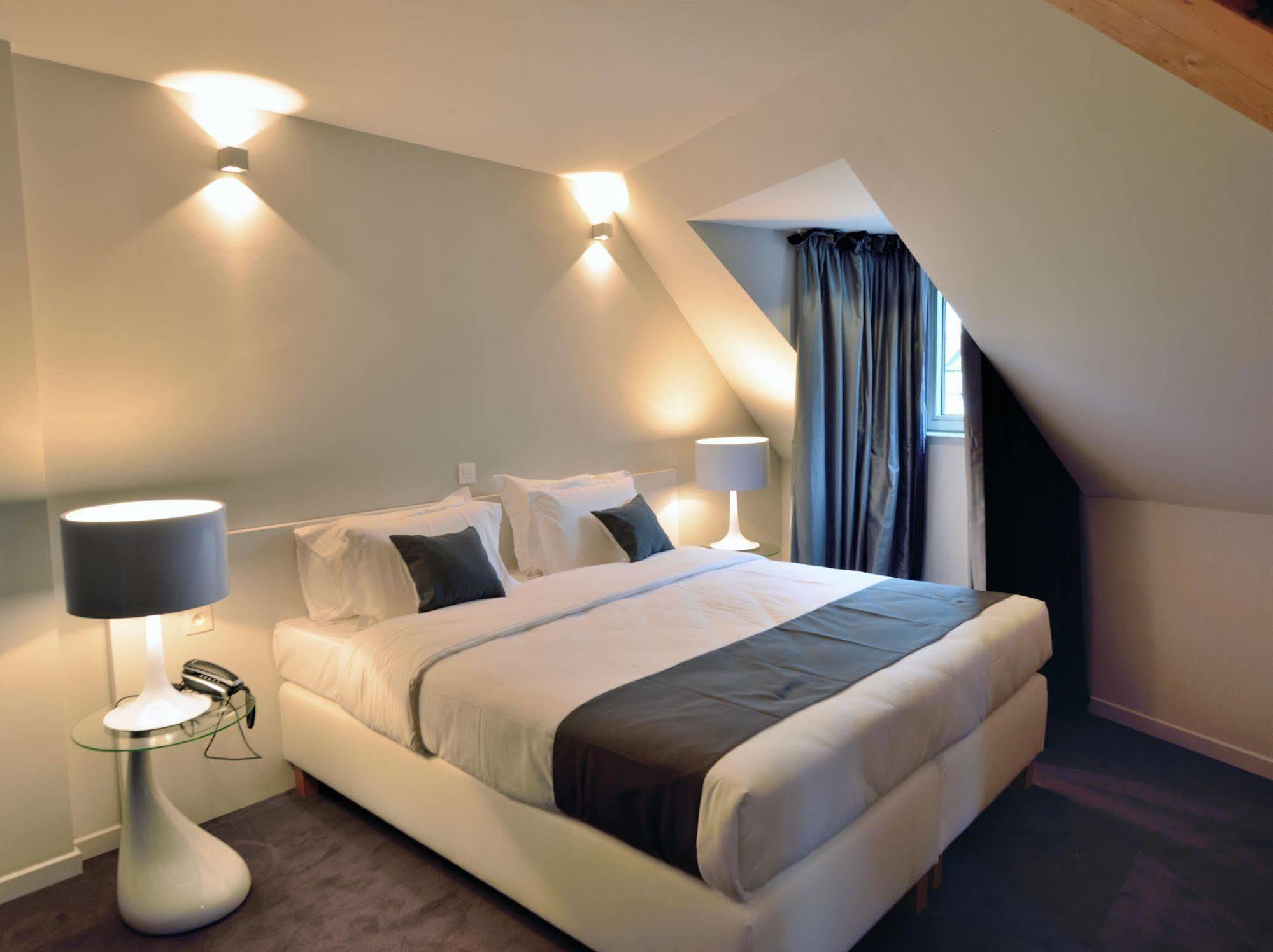 Hotel Retro 3*