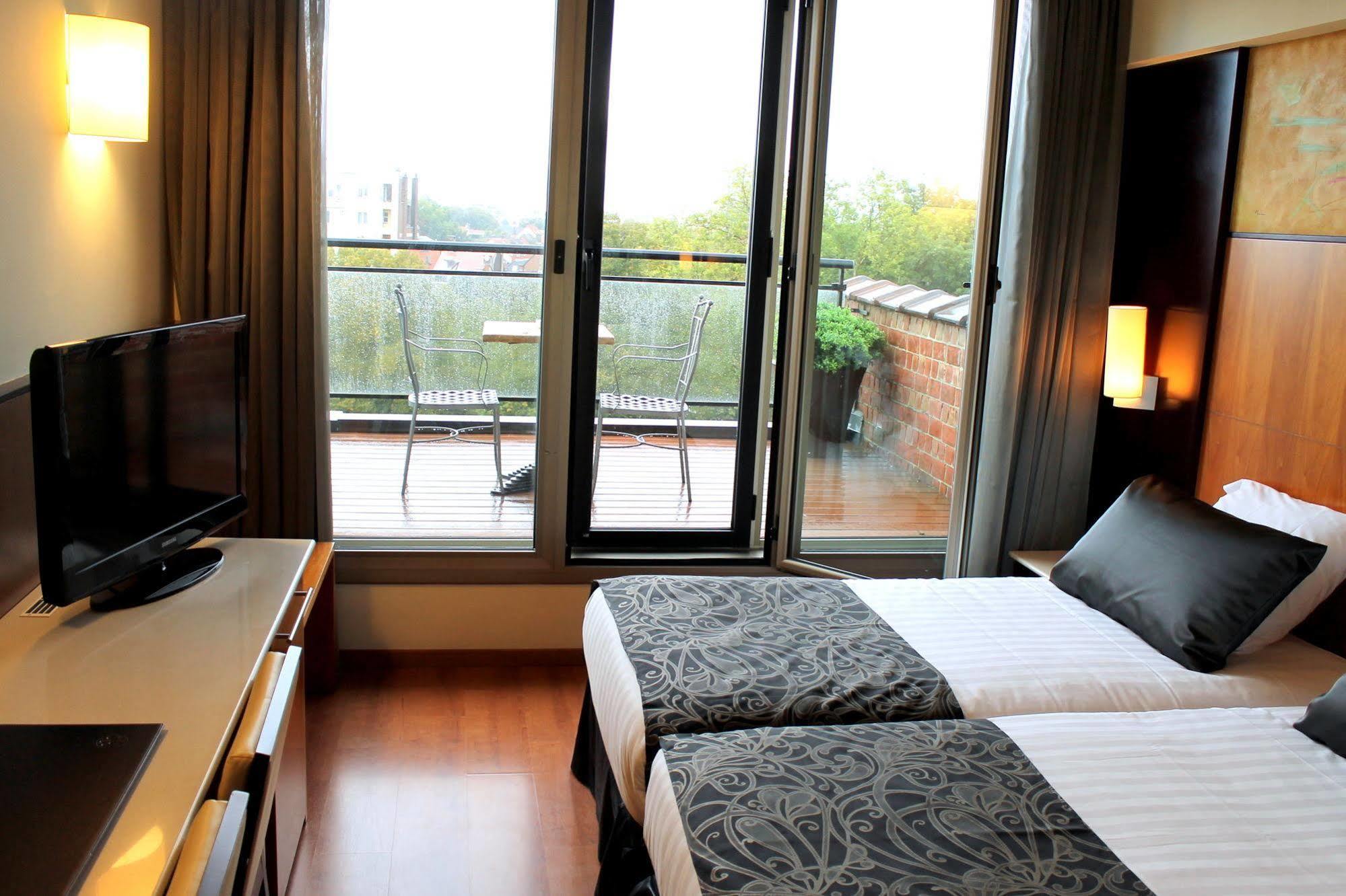 Catalonia Hotel