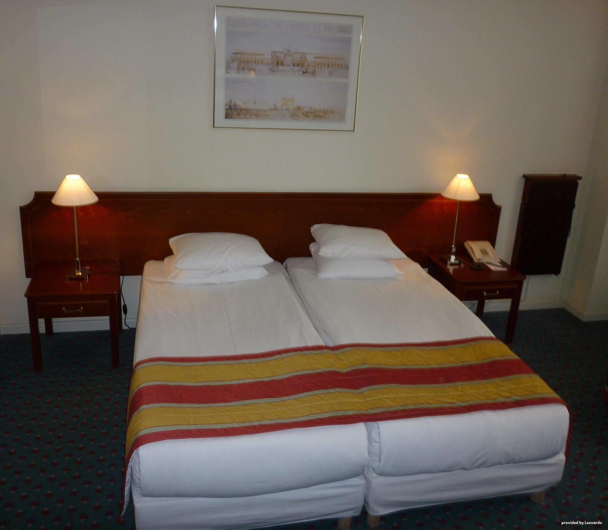 Western Park Hotel