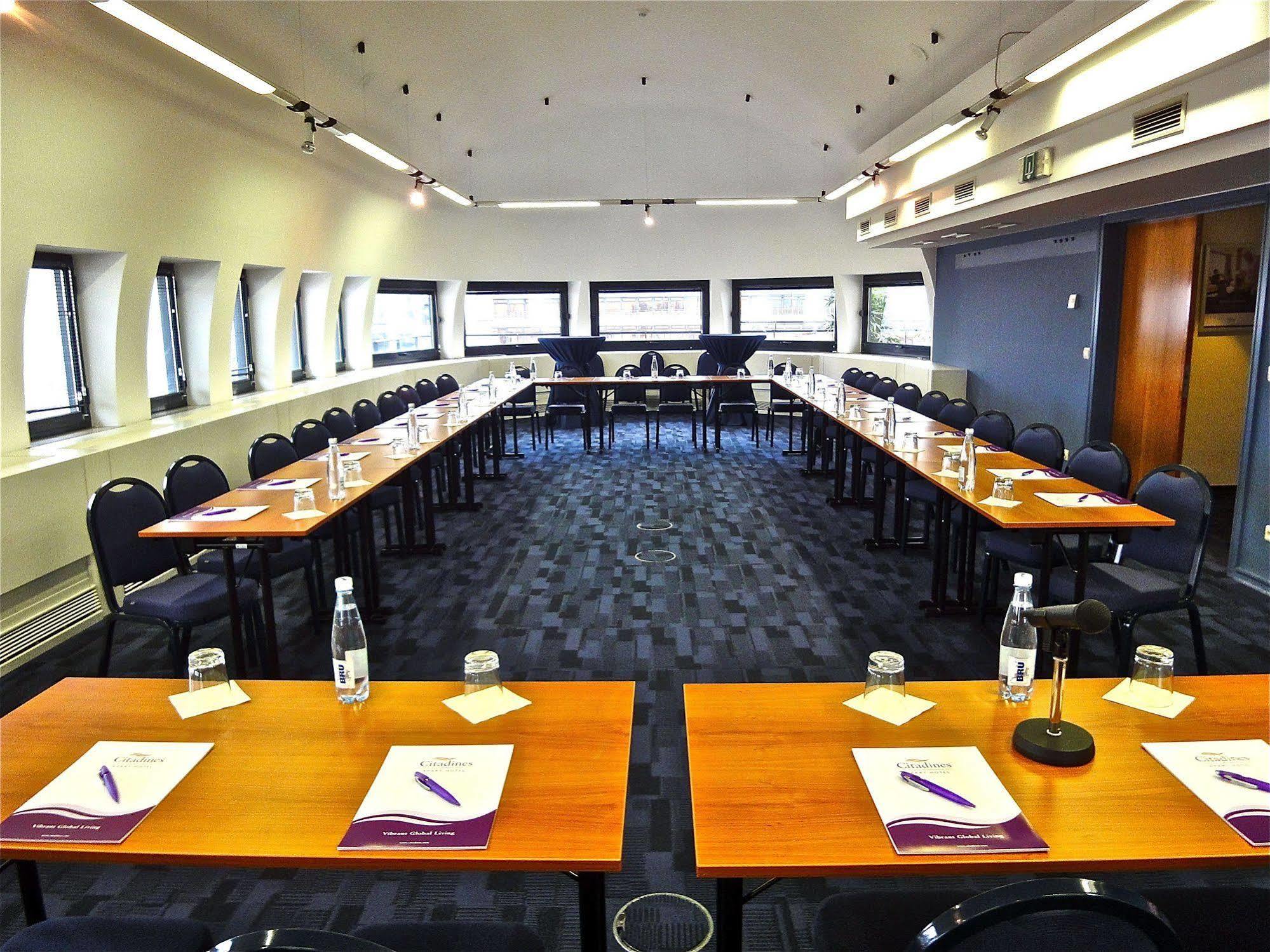 Citadines Toison D’or 3*