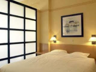 La Source - Quartier Louise 3* Brussels