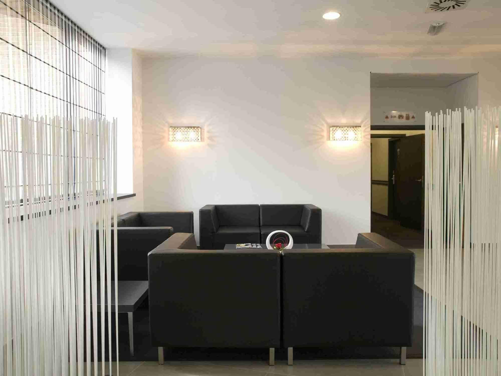 Hotel East Woluwe 4*