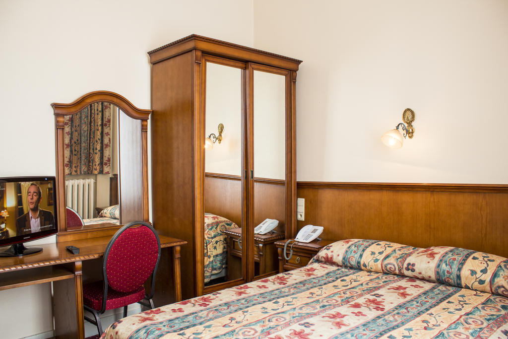 Hotel Continental 2*