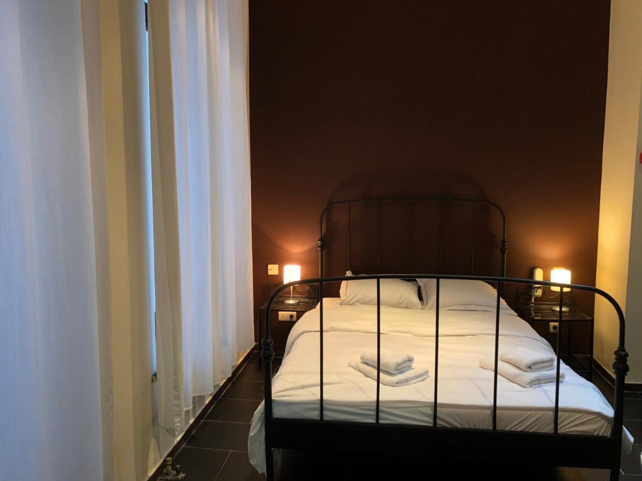 Abberdeen Hotel 2*