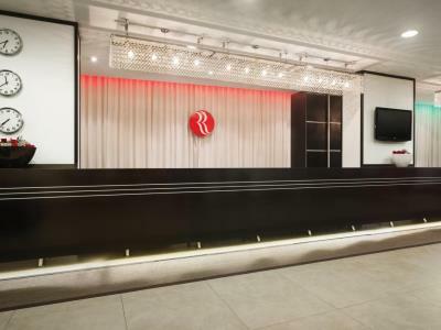 Hotel East Woluwe 4*