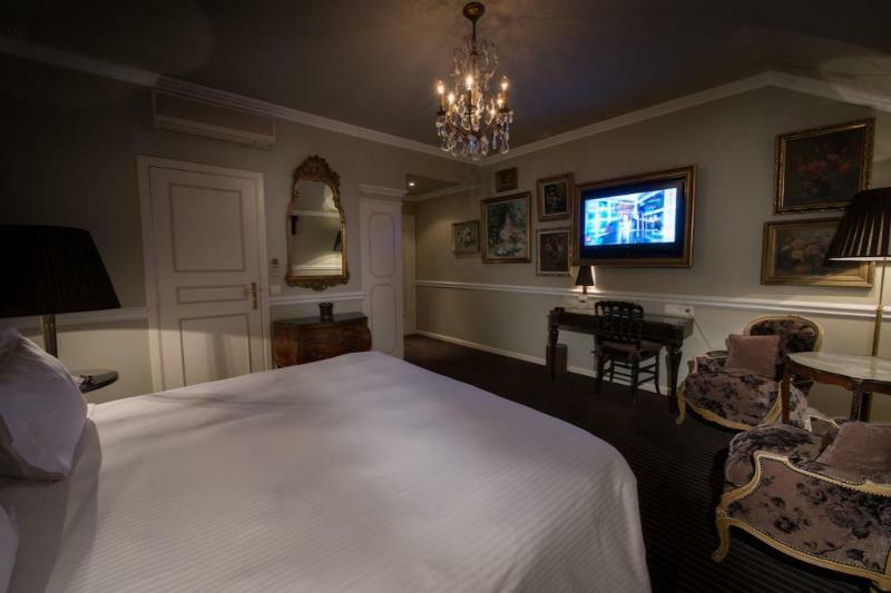 Hotel Manos Premier