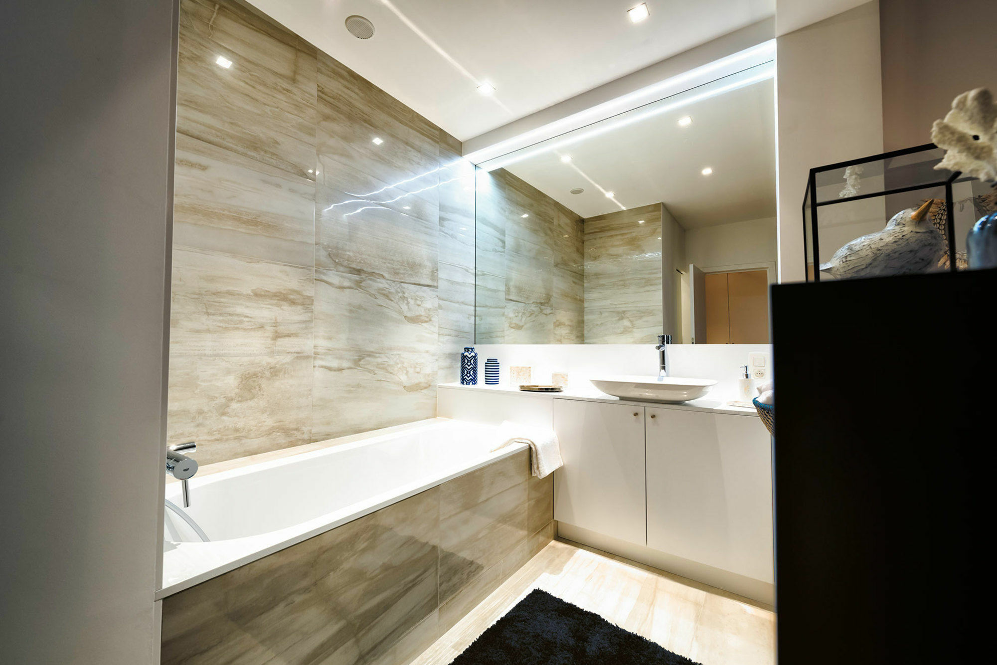 Appart hôtel Charles - Grand Place 4*