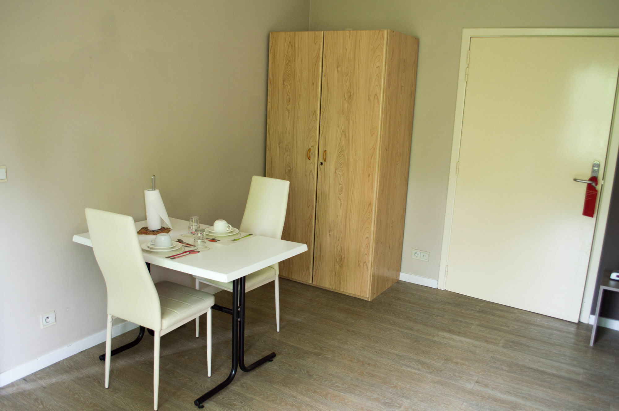 Apartment Budget Flats *