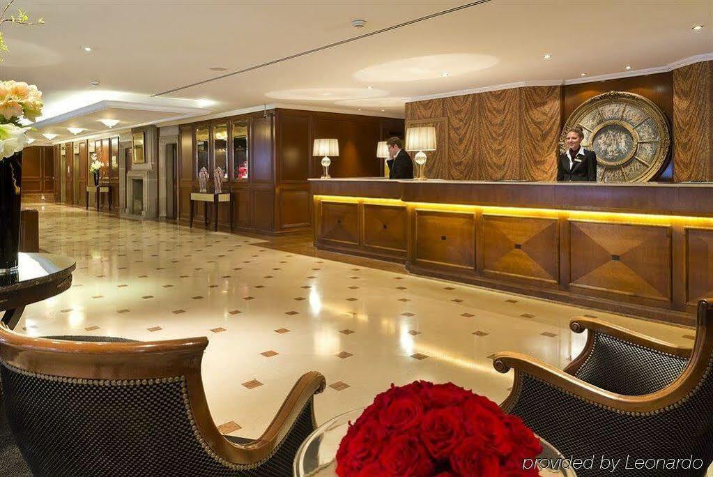 Warwick - Grand Place 4*