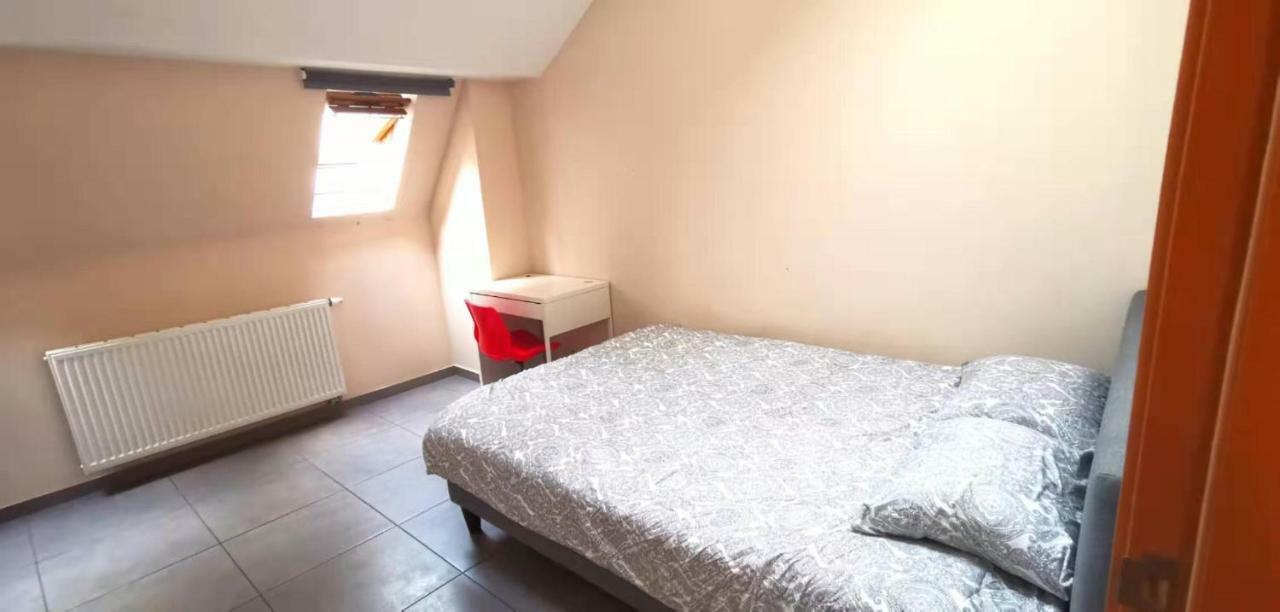 Apartment In The Heart Of *