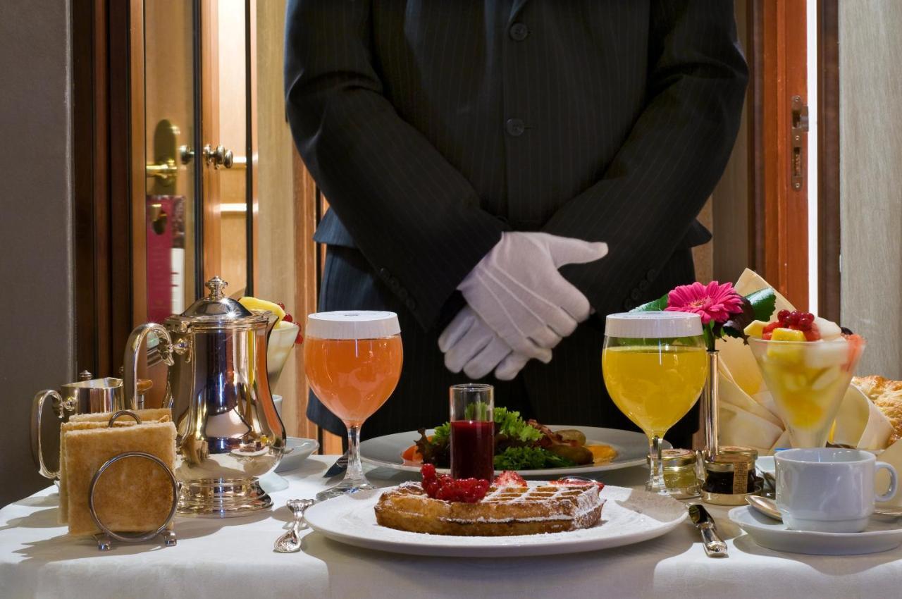 Hotel Warwick - Grand Place 4*