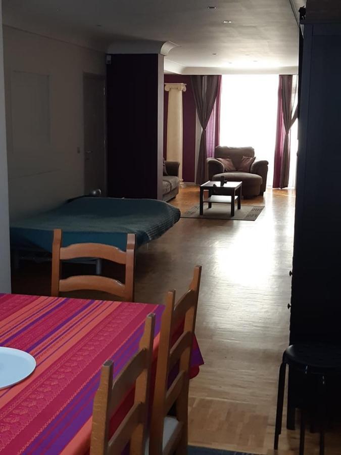 Jean Dubrucq Apartment