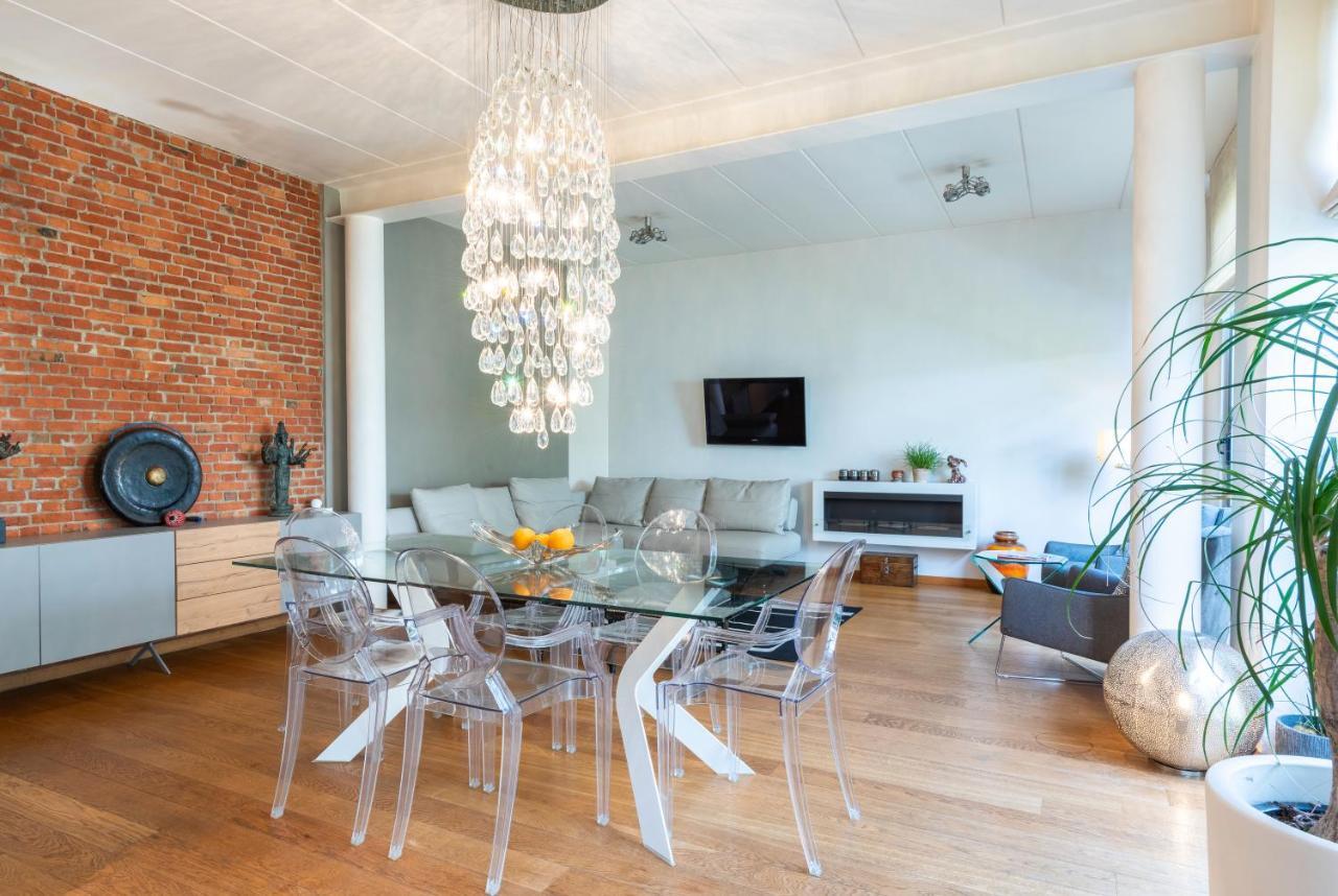 Europea Rooftop Duplex - Uccle Apartment