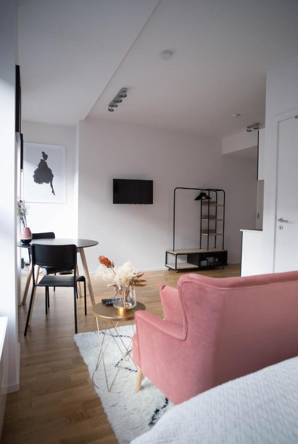 Apartment Fabulous Housings 2 Steps From Cee *