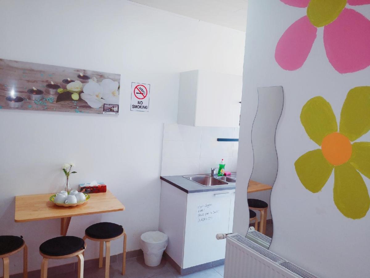 Apartment Artistic World