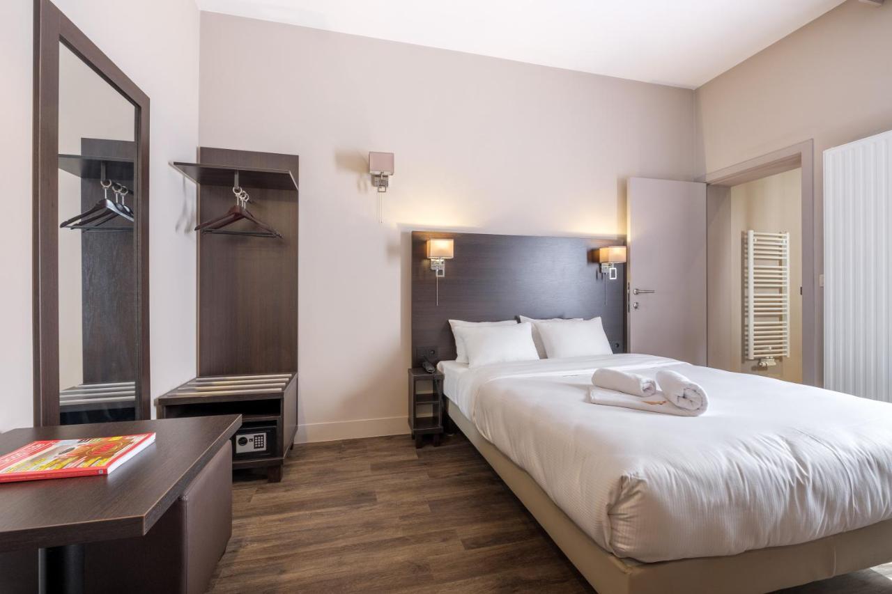 Game Of Centre Hotel